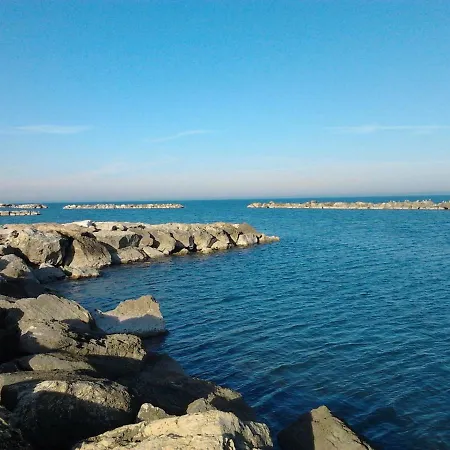 Con Terrazza Sul Mare *