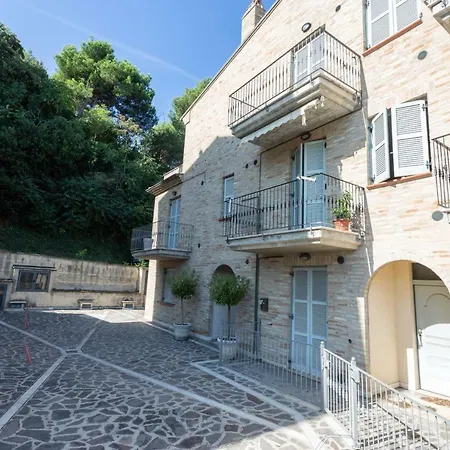 Apartment Con Terrazza Sul Mare *